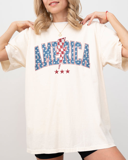 America, Retro, Lightening Bolt, USA, Patriotic, Independence Day, Fourth Of July, 4th Of July Tshirt Comfort Colors T-Shirt